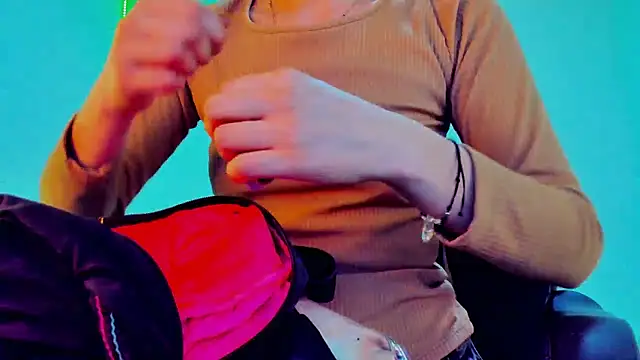 Madison charlotte online show from 01/10/26, 05:25