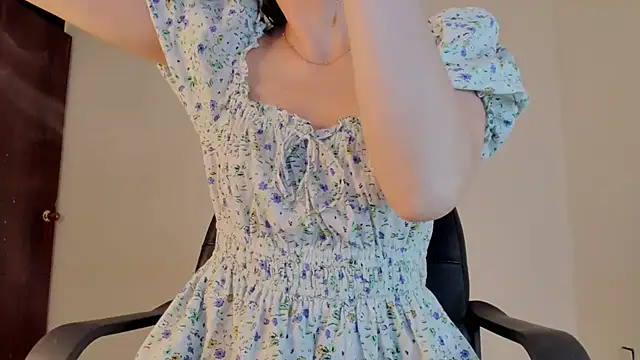 Madison charlotte online show from 03/29/26, 09:11