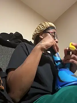 Tu GataLinda online show from 11/28/25, 01:39