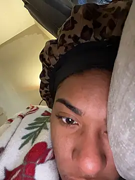 Tu GataLinda online show from 01/13/26, 01:48