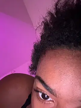 Tu GataLinda online show from 11/03/25, 05:16