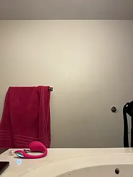 Tu GataLinda online show from 12/04/25, 12:26