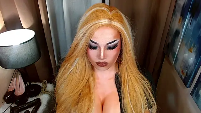 Snapshot of xmadisonmitressxx chatting on 10/09/25, 09:32 xmadisonmitressxx online show from 10/09/25, 09:32