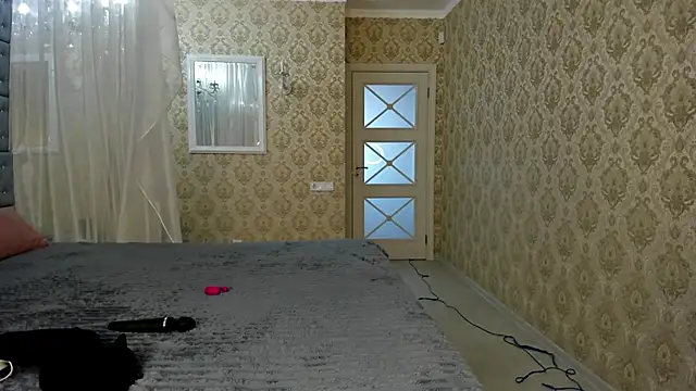 sofielovely  online show from 10/14/25, 11:44