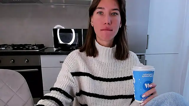 marylips online show from 12/05/25, 08:46