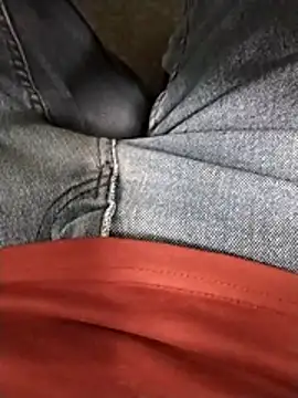 Ajayy01 online show from 04/10/26, 09:49