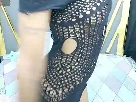 valeriavasquez online show from 10/26/25, 09:37