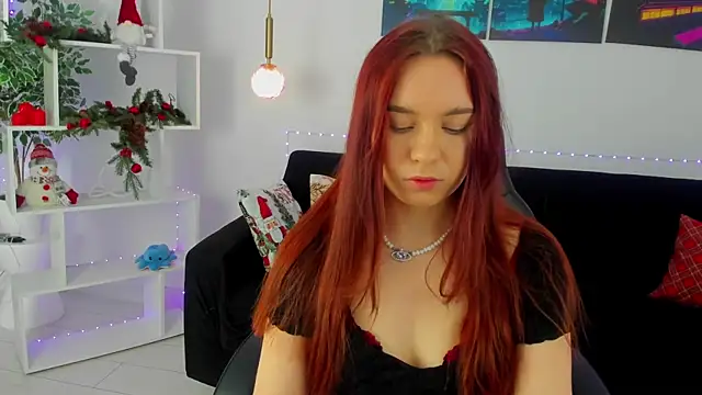 NoraHaynes online show from 12/15/25, 04:18