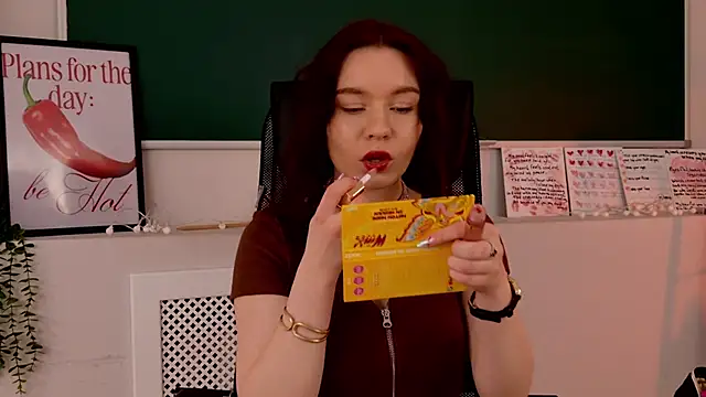NoraHaynes online show from 05/08/26, 02:48