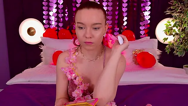 NoraHaynes online show from 02/15/26, 03:07