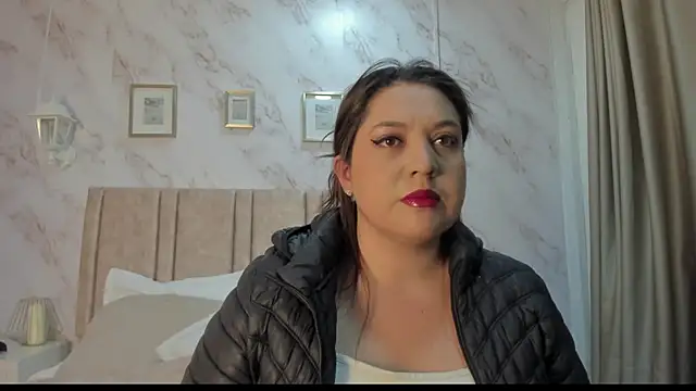 Paula And online show from 02/09/26, 11:30