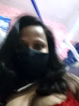 Snapshot of shalubhabhi69 chatting on 11/02/25, 08:03 shalubhabhi69 online show from 11/02/25, 08:03