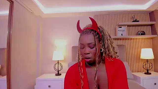 SerenaWinslow online show from 03/29/26, 12:18