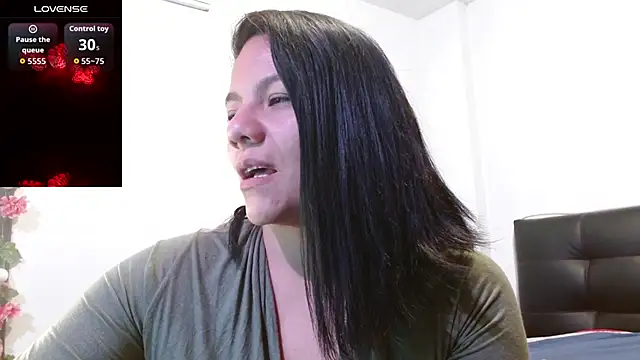 Snapshot of Megan_Milf__ chatting on 03/04/26, 12:35 Megan Milf online show from 03/04/26, 12:35