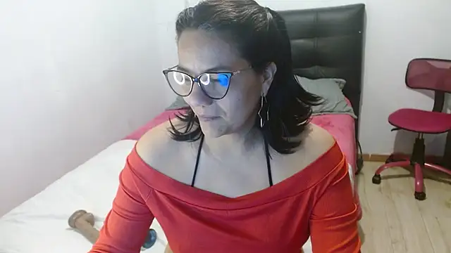 Snapshot of Megan_Milf__ chatting on 03/23/26, 12:05 Megan Milf online show from 03/23/26, 12:05