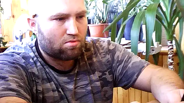 Snapshot of fbsinfo chatting on 09/27/25, 11:49 fbsinfo online show from 09/27/25, 11:49