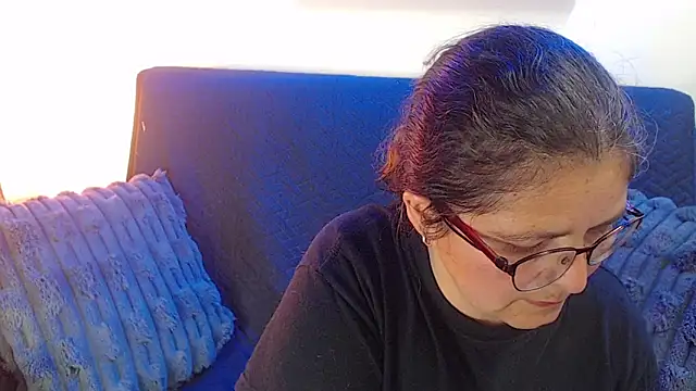 Snapshot of Linda_banks_ chatting on 12/03/25, 01:39 Linda banks online show from 12/03/25, 01:39