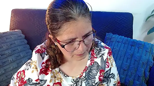Snapshot of Linda_banks_ chatting on 07/16/26, 06:38 Linda banks online show from 07/16/26, 06:38