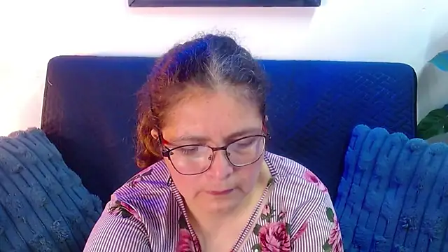 Linda banks  online show from 05/21/26, 01:47