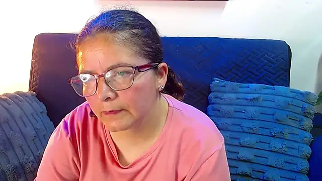 Linda banks  online show from 06/03/26, 01:28