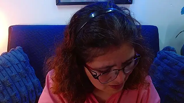 Snapshot of Linda_banks_ chatting on 10/21/25, 01:27 Linda banks online show from 10/21/25, 01:27