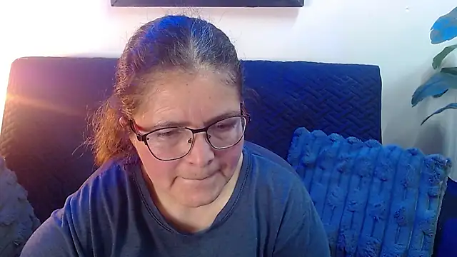 Snapshot of Linda_banks_ chatting on 06/26/26, 01:55 Linda banks online show from 06/26/26, 01:55