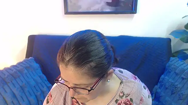 Linda banks  online show from 02/15/26, 01:39