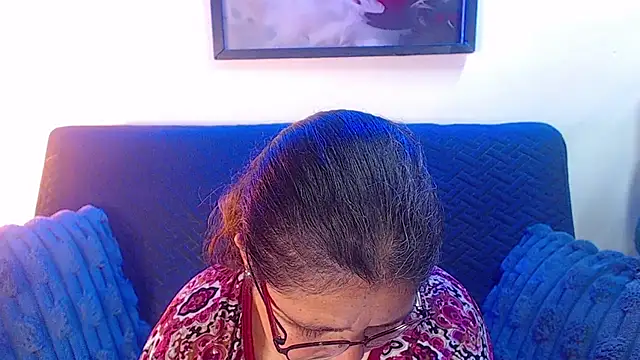 Snapshot of Linda_banks_ chatting on 11/16/25, 01:10 Linda banks online show from 11/16/25, 01:10