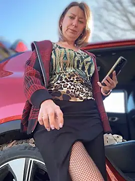 Milena-MilfaXXX online show from 11/18/25, 06:06