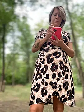 Snapshot of Milena-MilfaXXX chatting on 06/24/26, 02:21 Milena-MilfaXXX online show from 06/24/26, 02:21