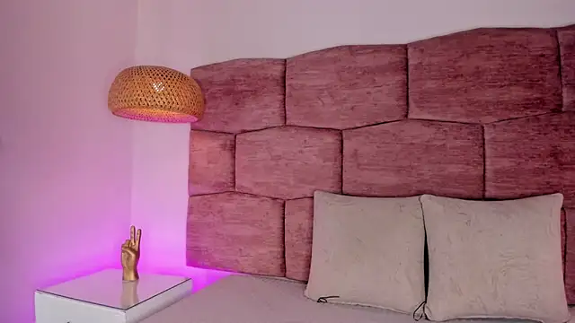 dani velvet online show from 11/16/25, 03:44