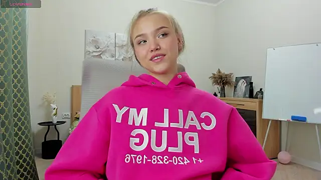 flooora 0 online show from 03/25/26, 01:50