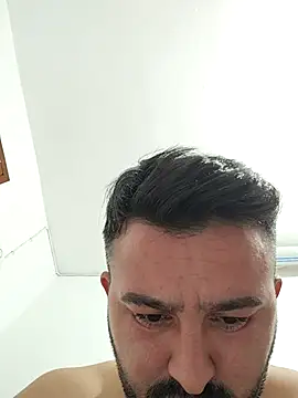 Aliyeni1 online show from 11/30/25, 01:45