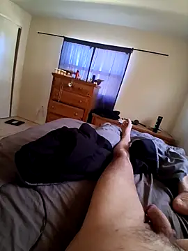 Snapshot of pullitoff chatting on 02/02/26, 03:33 pullitoff online show from 02/02/26, 03:33