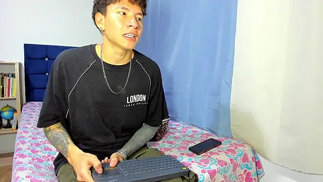 Tatiiana n Damiian online show from 11/16/25, 10:35