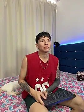 Tatiiana n Damiian online show from 11/05/25, 09:29