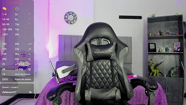 Scarlett21   online show from 10/23/25, 04:22