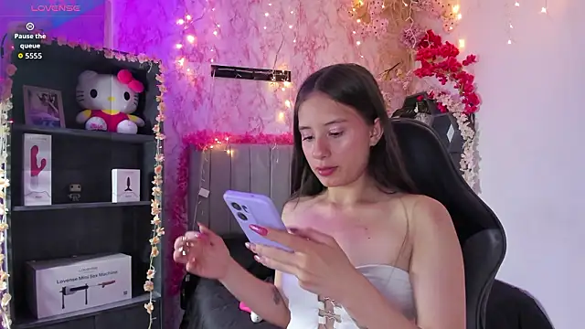 Scarlett21   online show from 02/20/26, 09:17