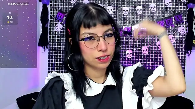 Rose 72 online show from 10/29/25, 06:18