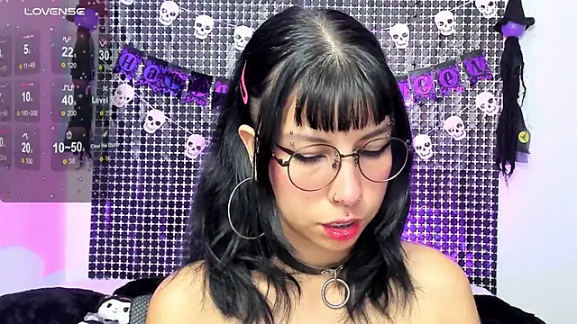 Rose 72 online show from 10/24/25, 09:03