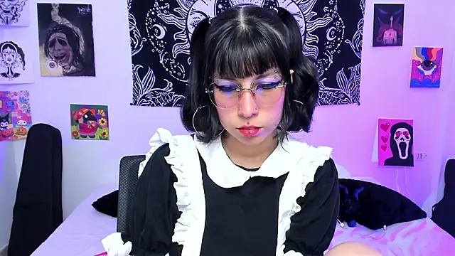 Snapshot of Rose_72 chatting on 06/11/26, 03:20 Rose 72 online show from 06/11/26, 03:20