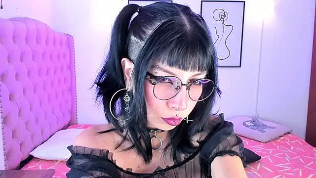 Rose 72 online show from 09/19/25, 08:13