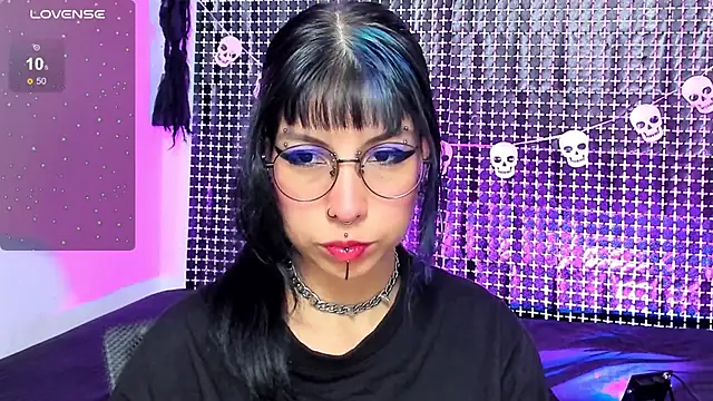 Rose 72 online show from 11/28/25, 07:36