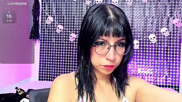 Rose 72 online show from 11/19/25, 07:36