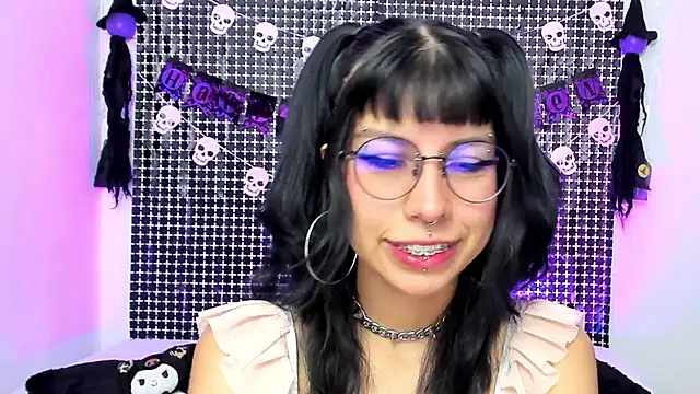 Rose 72 online show from 10/27/25, 06:31