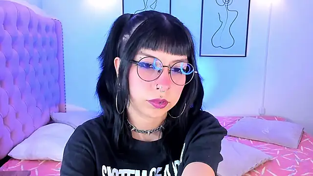 Rose 72 online show from 09/23/25, 07:21