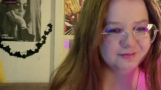 Sienna-Cow online show from 11/05/25, 12:41