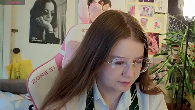 Sienna-Cow online show from 10/23/25, 12:26