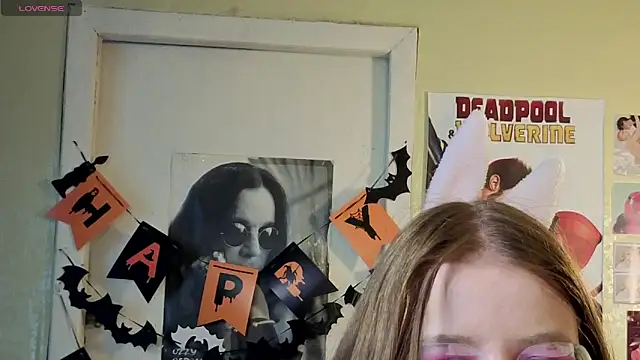 Sienna-Cow online show from 10/29/25, 11:53