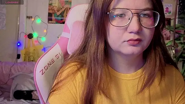 Sienna-Cow online show from 12/22/25, 05:13